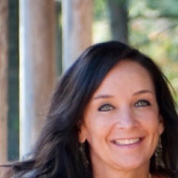 Meet your Posher, June - Picture 1 of 1